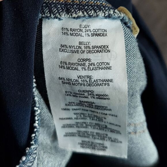 LED Luxe Essentials Denim Distressed Maternity Jeggings Size 25 - Picture 5 of 5